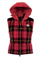 MONCLER AMARIGE DÉVOLUS AU ROUGE